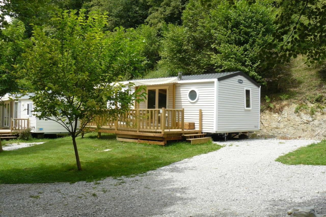 Camping Le Rey Louvie Juzon ภายนอก รูปภาพ