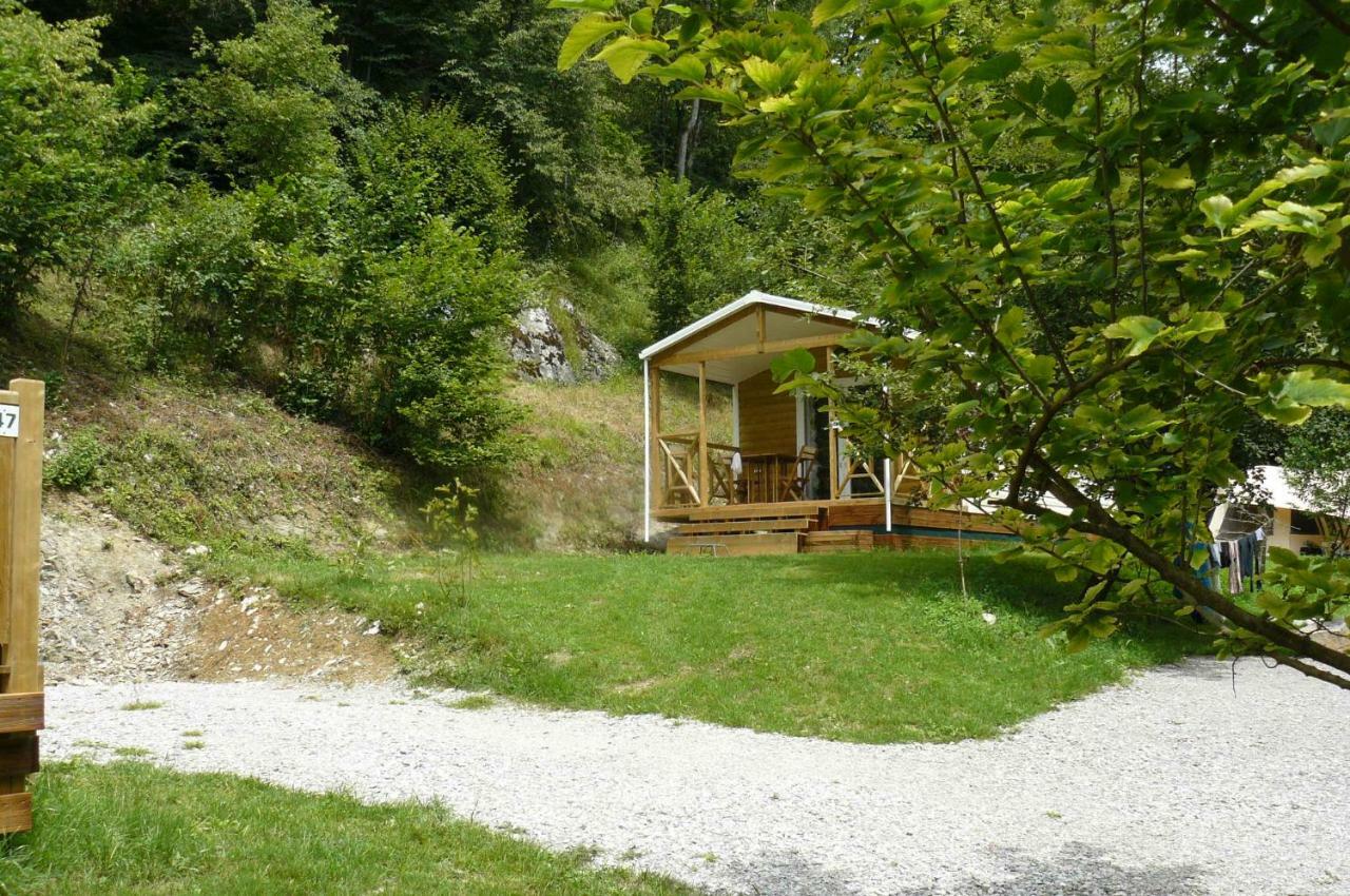 Camping Le Rey Louvie Juzon ภายนอก รูปภาพ